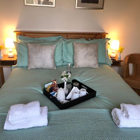 The Westwoods Bed & Breakfast エクステリア 写真