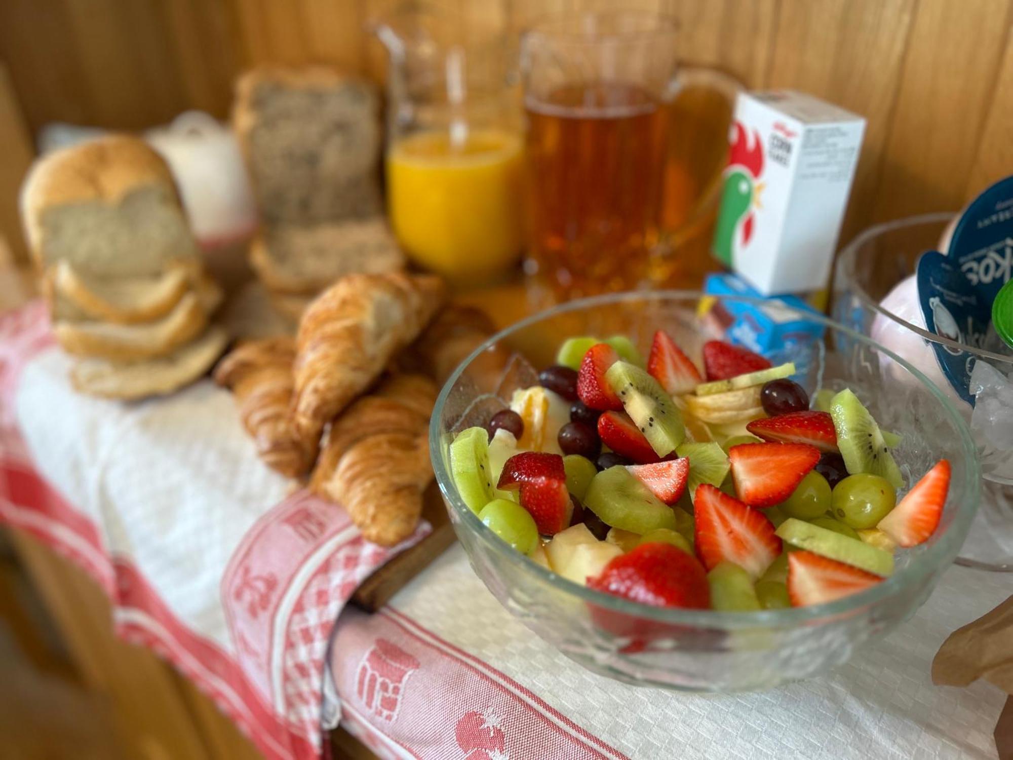The Westwoods Bed & Breakfast エクステリア 写真
